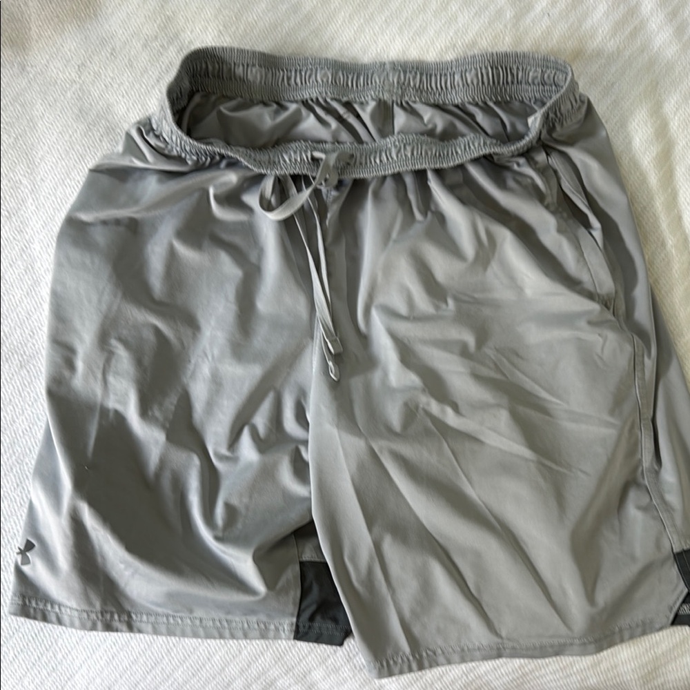 Under Armour Gray Athletic Shorts Lightweight Performance